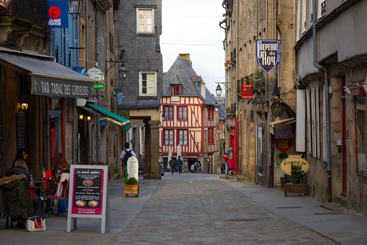 Small Group Day Trip to Mont Saint Michel with Luxury Van — photo 4