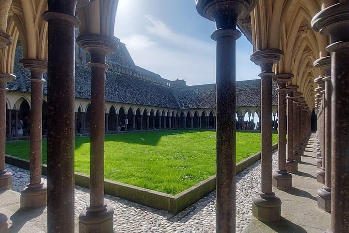 Small Group Day Trip to Mont Saint Michel with Luxury Van — photo 17