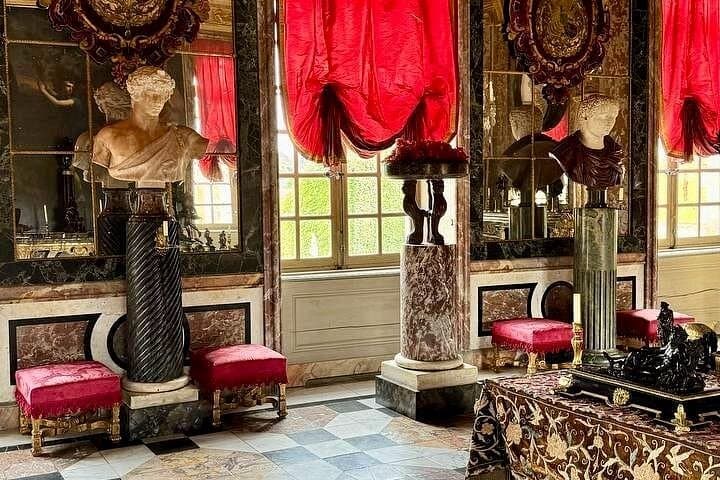 Giverny and Chateau du Champ de Bataille Private Tour from Paris — photo 13
