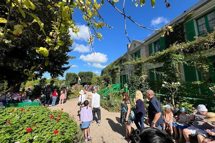 Giverny Monet House Half Day Private Tour from Paris — photo 3