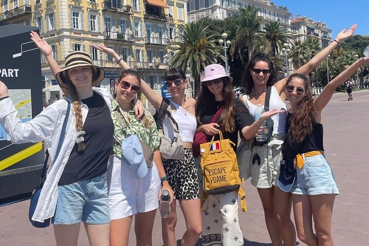 Escape game outdoors in Nice: the mysterious flight