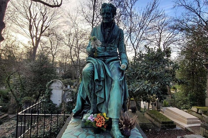 Père Lachaise Cemetery Private Tour — photo 8