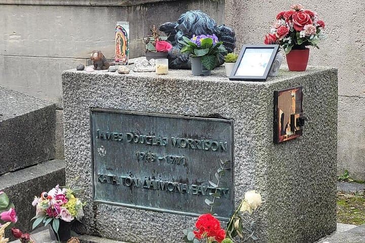 Père Lachaise Cemetery Private Tour — photo 1