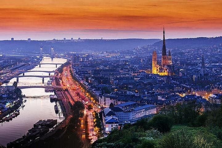 Round-trip shuttle transfer from Le Havre to Rouen