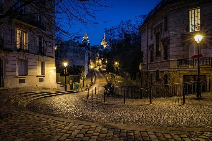 Montmartre Paris Walking Tour with Audioguide on Your Smartphone — photo 16