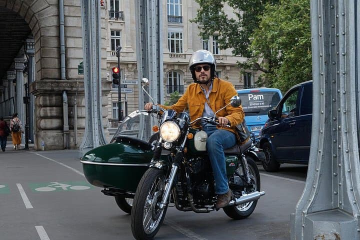 Explore Paris on a Side Car with a Local — photo 6