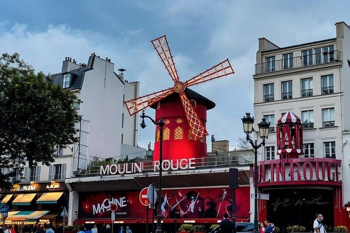 Explore Paris on a Side Car with a Local — photo 10