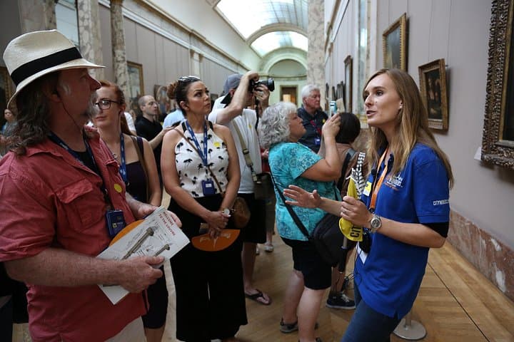 Louvre Museum Masterpieces Guided Tour with Access — photo 12
