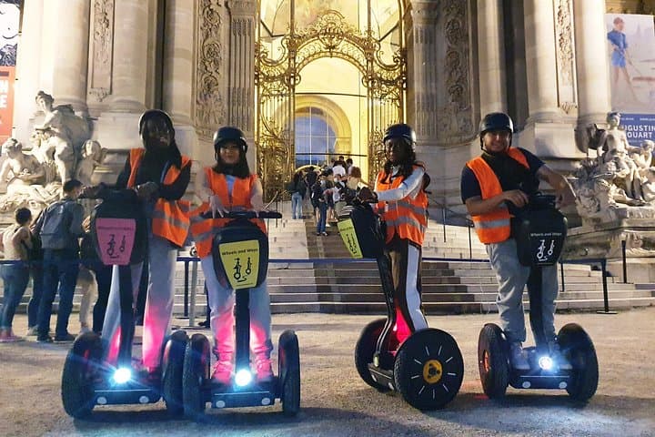 Segway by night ! Illuminated Paris — photo 4