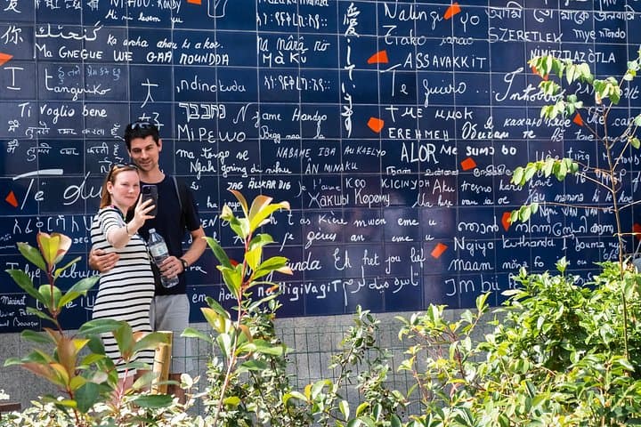 Montmartre Hill French Gourmet Food and Wine Tasting Walking Tour — photo 13