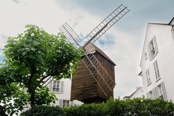 Montmartre Hill French Gourmet Food and Wine Tasting Walking Tour — photo 16