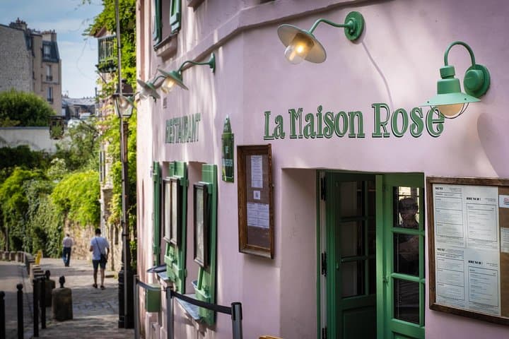 Montmartre Hill French Gourmet Food and Wine Tasting Walking Tour — photo 18