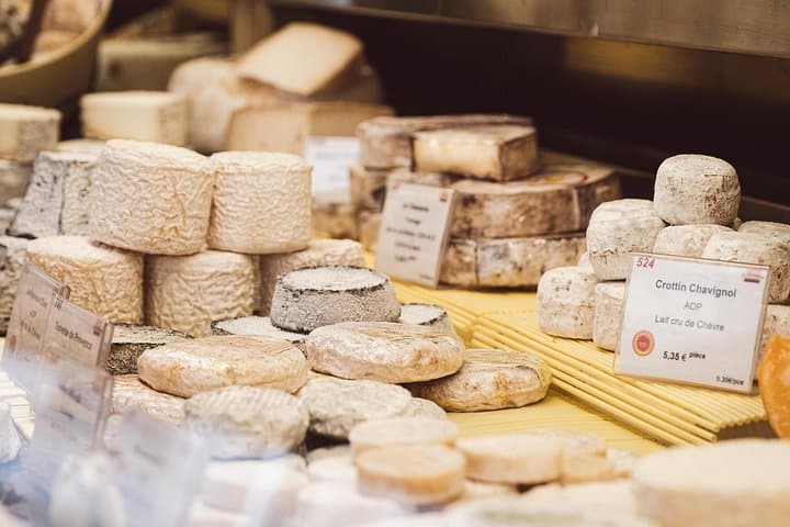 Montmartre Hill French Gourmet Food and Wine Tasting Walking Tour — photo 15
