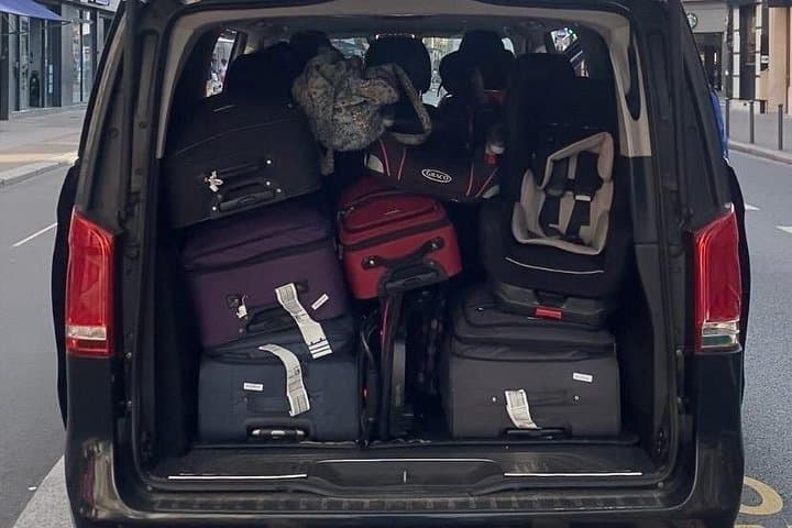 Paris Charles de Gaulle Airport Private Arrival Transfer — photo 15