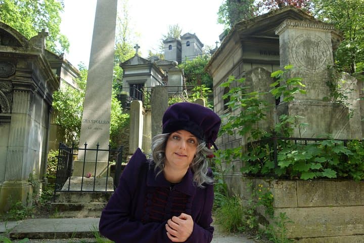 Unusual 2-hour guided tour of the Père Lachaise cemetery — photo 6