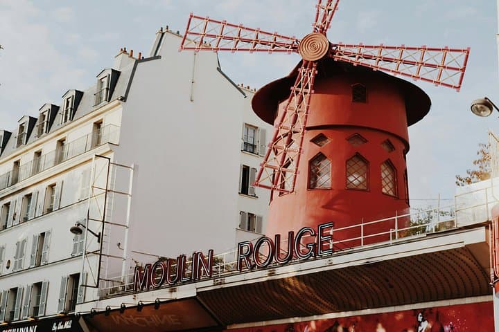 Montmatre Walking Tour — photo 9
