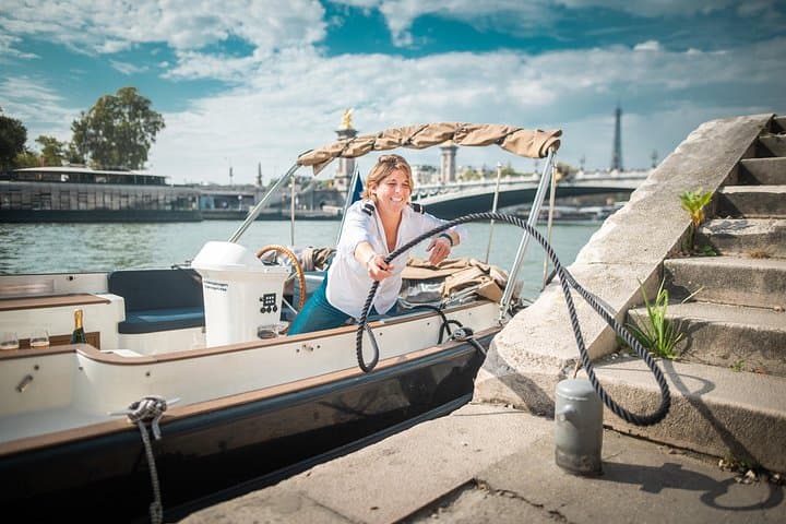 Private cruise in Paris — photo 19
