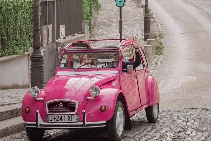 2h - Paris by Night - Private Guided Tour in a Pink 2cv — photo 4