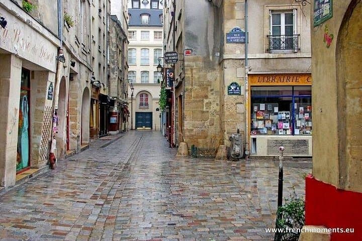 Paris La Marais District Guided Walking Tour — photo 4