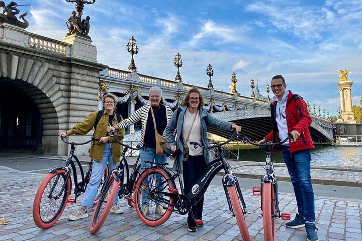 Paris Main Sights Bike Tour — photo 1