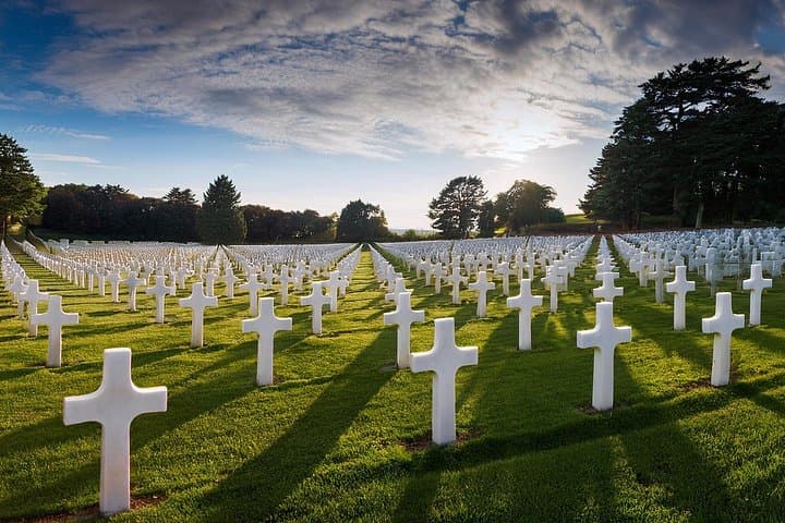 Full Day Paris Tour to D-Day Beaches and American Cemetery — photo 1