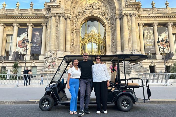 Private Golf Cart Tour: Paris Landmarks & Hidden Gems — photo 6