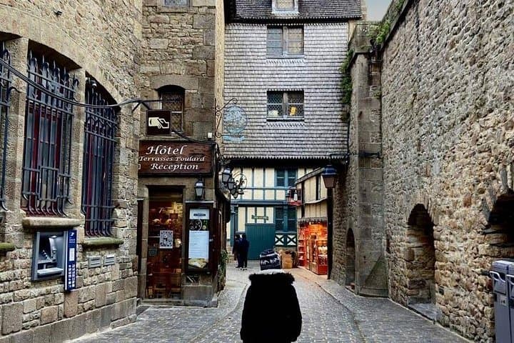Mont Saint-Michel and Normandy D-Day Omaha Private from Paris — photo 4