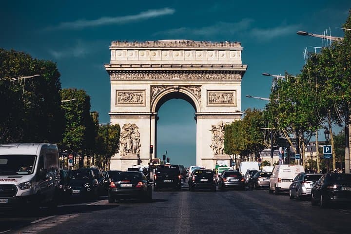 Paris in a Day Tour with Van Option — photo 7