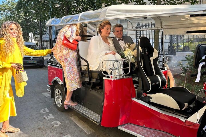 Highlights of Paris in Private Eco Tuk Tuk tours — photo 2