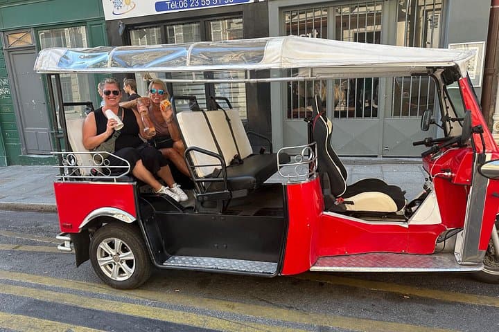 Highlights of Paris in Private Eco Tuk Tuk tours — photo 8