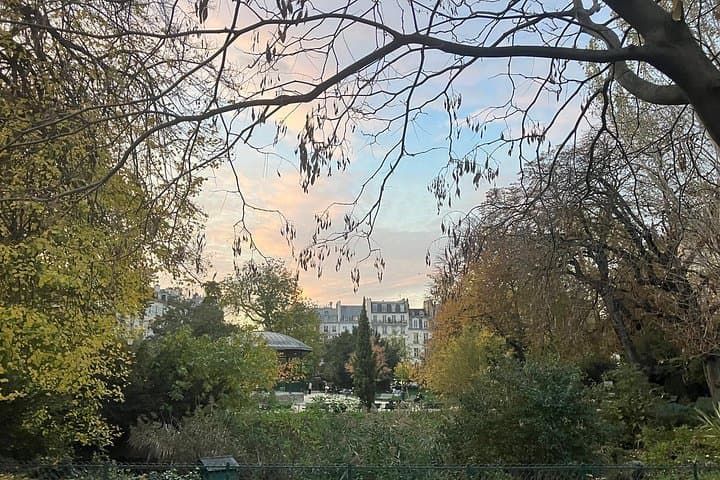 Paris Le Marais District Guided Walking Tour with small Tastings — photo 3