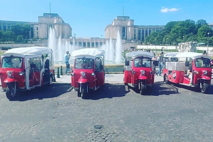 Highlights of Paris in Private Eco Tuk Tuk tours — photo 6