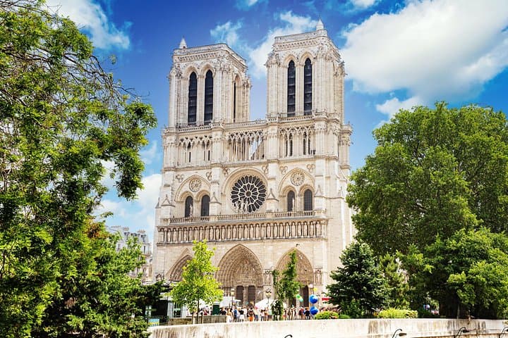 The Ultimate Notre-Dame Cathedral & Île de la Cité Walking Tour — photo 5