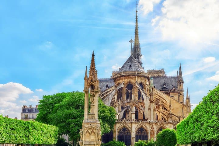 The Ultimate Notre-Dame Cathedral & Île de la Cité Walking Tour — photo 7