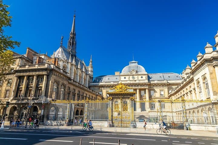 The Ultimate Notre-Dame Cathedral & Île de la Cité Walking Tour — photo 14