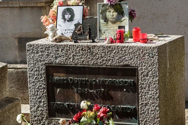 Père Lachaise Cemetery Tour, Tales from the Graves and Crepes — photo 12