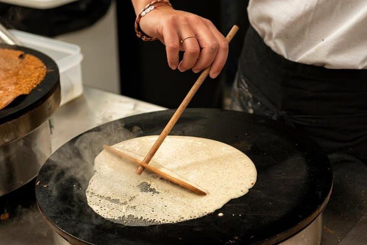 Discover the Hidden Pastries of the Latin Quarter with guide — photo 12