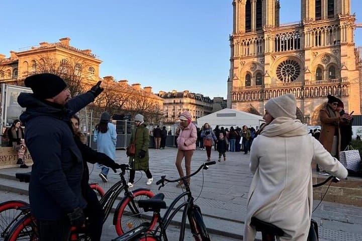 Paris Main Sights Bike Tour — photo 14
