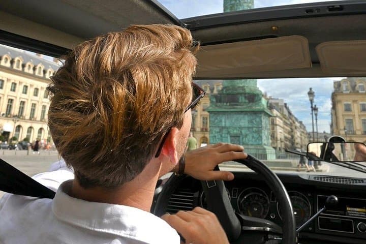 Paris Private Guided Tour in a Vintage Open Top French Car — photo 6
