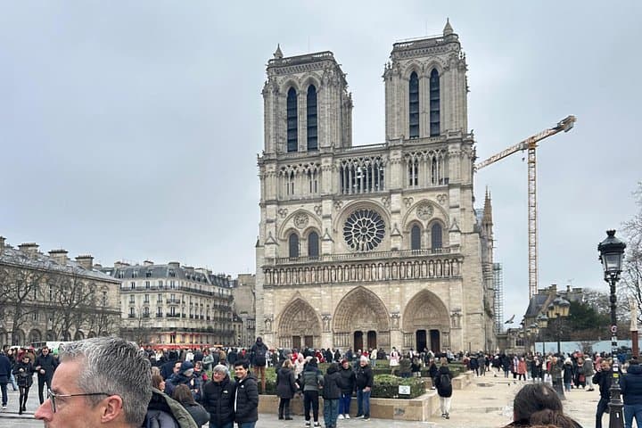 3in1 Notre Dame Tour plus Boat Cruise and Eiffel Tower History — photo 8