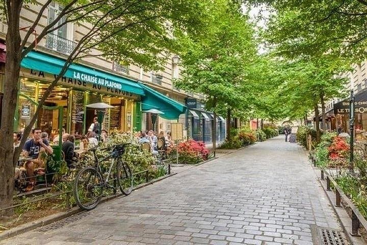 Montmartre Guided Tour with Sacré Cœur Church & City Views — photo 9