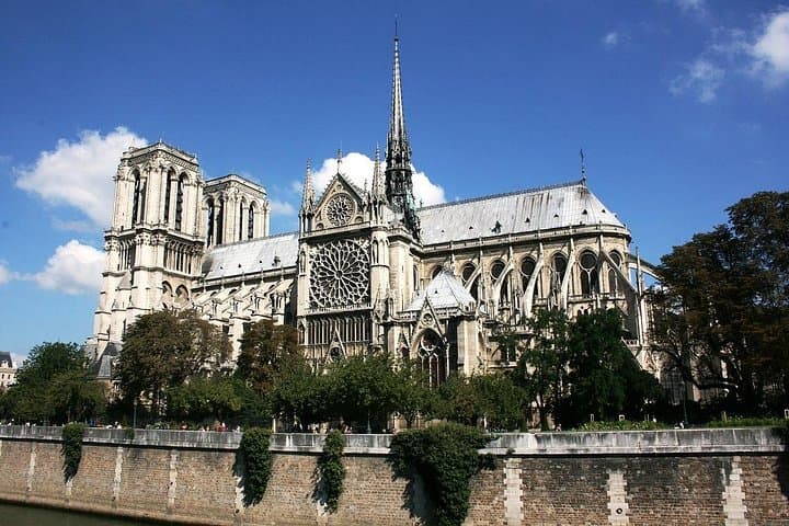 Paris: Notre-Dame Cathedral & Ile de la Cité Guided Tour — photo 15