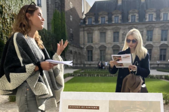 Private Perfume Tour of Paris with Bespoke Fragrance Creation — photo 2