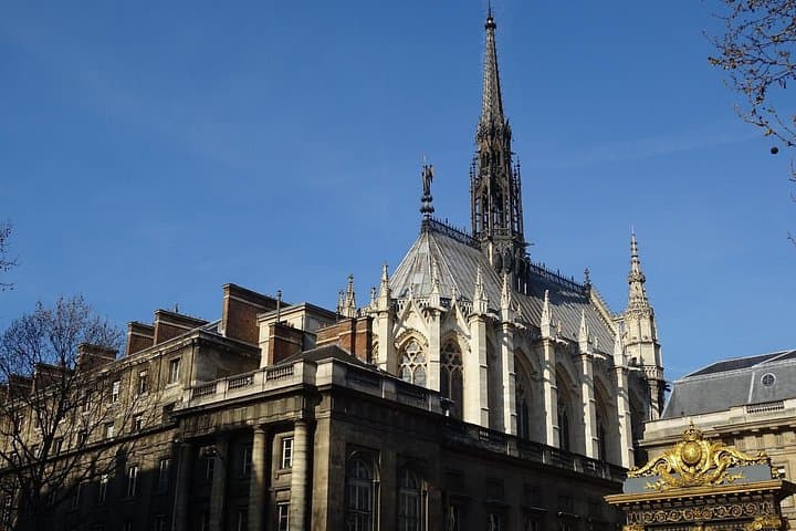 Ste Chapelle & Conciergerie Private Guided Tour with Tickets — photo 4
