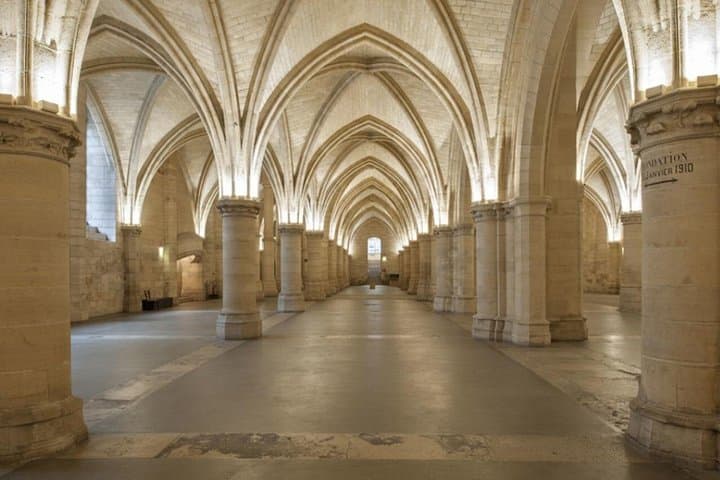 Ste Chapelle & Conciergerie Private Guided Tour with Tickets — photo 5