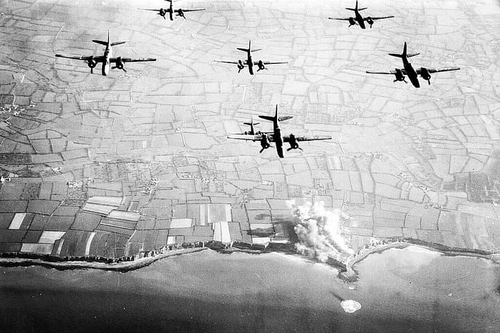 Normandy D-Day Beaches: Immersive Small-Group Tour from Paris — photo 13