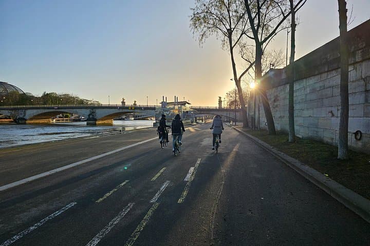 Sunrise Biking Tour: Paris Before the Crowds — photo 15