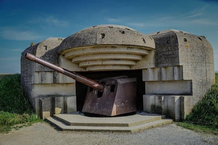 Normandy D-Day Beaches: Immersive Small-Group Tour from Paris — photo 6