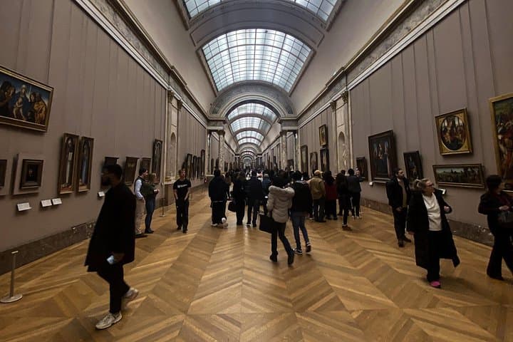 Louvre Private Tour with Entry Ticket — photo 3