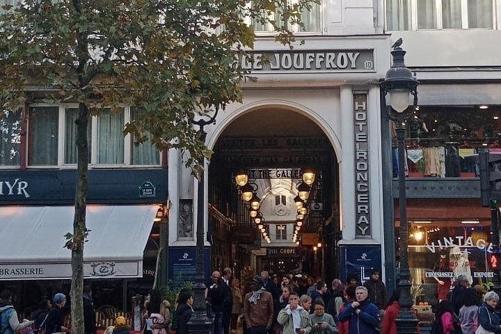 Covered passages: secrets, luxury and modernity — photo 3